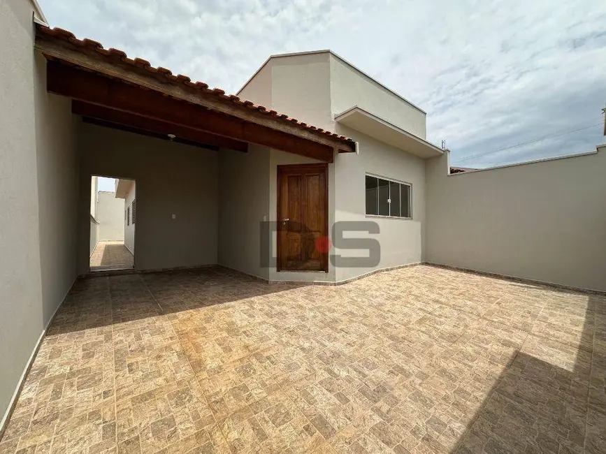 Foto 1 de Casa com 3 quartos à venda, 200m2 em Cerquilho - SP