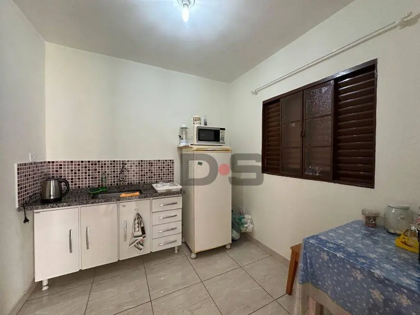 Foto 3 de Casa com 1 quarto à venda, 250m2 em Cerquilho - SP