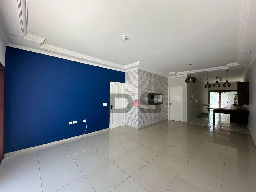 Foto 1 de Casa com 2 quartos à venda, 200m2 em Cerquilho - SP