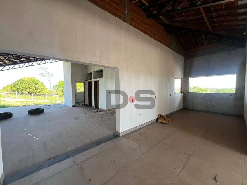 Chácara com 3 quartos à venda, 3000m2 em Cerquilho - SP - imagem 5 Foto 5 de Chácara com 3 quartos à venda, 3000m2 em Cerquilho - SP