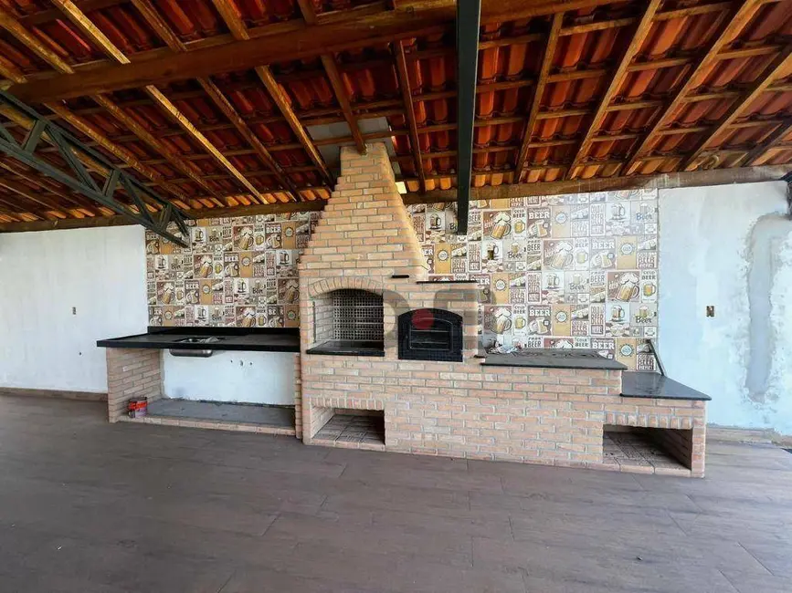 Chácara com 3 quartos à venda, 3000m2 em Cerquilho - SP - imagem 7 Foto 7 de Chácara com 3 quartos à venda, 3000m2 em Cerquilho - SP