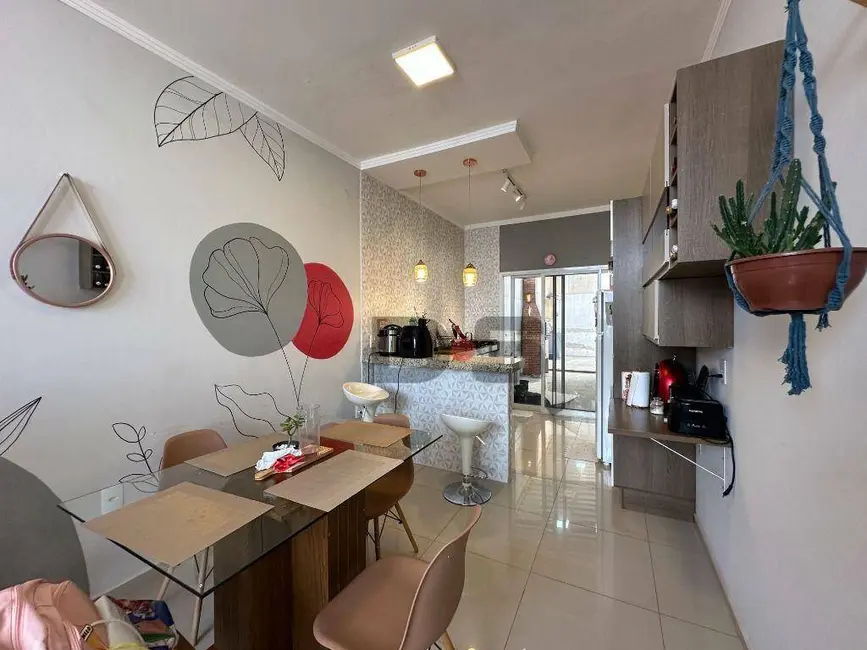 Foto 5 de Casa com 2 quartos à venda, 200m2 em Cerquilho - SP