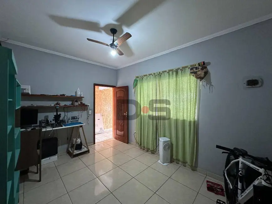 Foto 2 de Casa com 2 quartos à venda, 150m2 em Cerquilho - SP