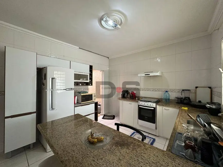 Foto 3 de Casa com 3 quartos à venda, 180m2 em Cerquilho - SP