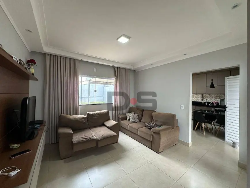 Foto 3 de Casa com 3 quartos à venda, 312m2 em Centro, Cerquilho - SP