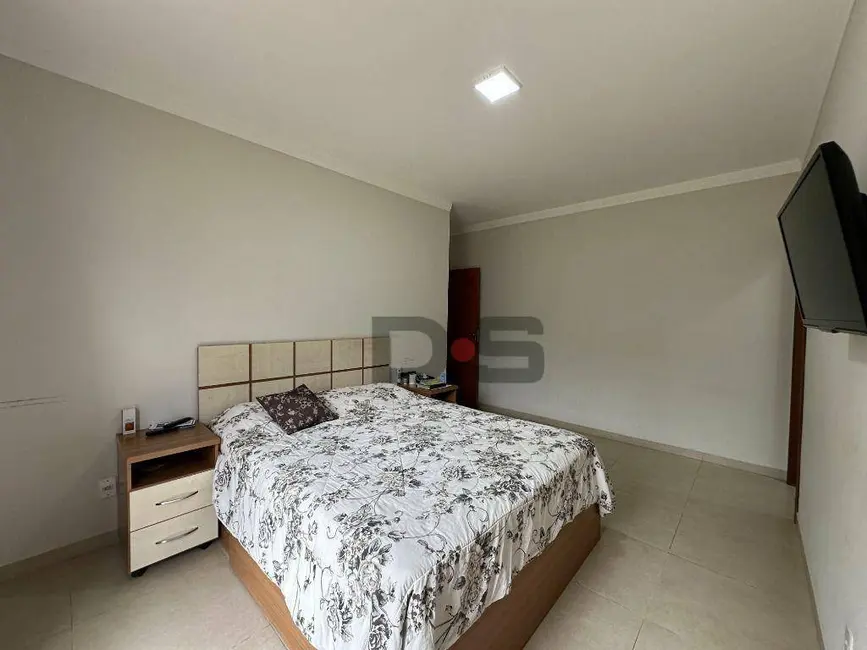 Foto 6 de Casa com 3 quartos à venda, 312m2 em Centro, Cerquilho - SP