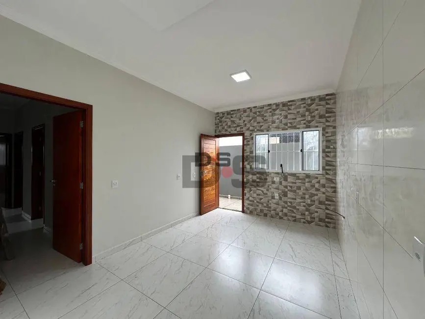 Foto 4 de Casa com 3 quartos à venda, 200m2 em Cerquilho - SP