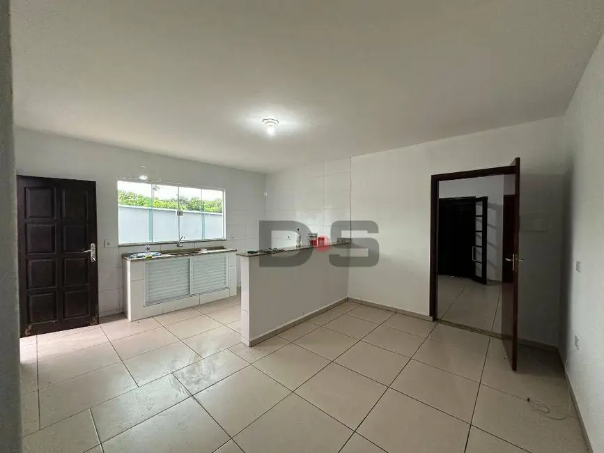 Foto 2 de Casa com 2 quartos à venda, 140m2 em Cerquilho - SP