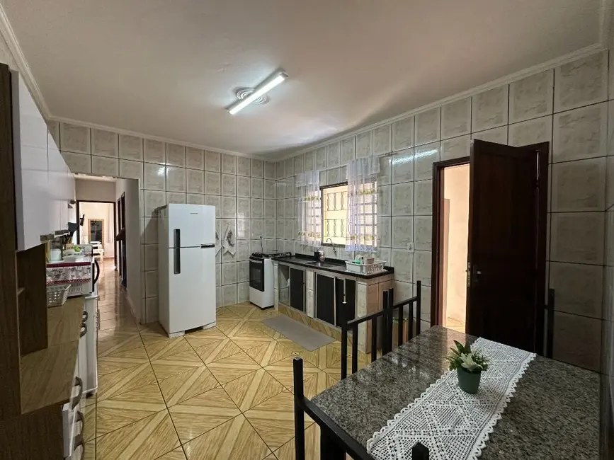 Foto 3 de Casa com 2 quartos à venda, 125m2 em Cerquilho - SP