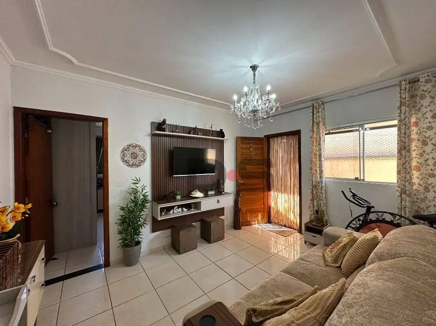 Foto 2 de Casa com 2 quartos à venda, 140m2 em Cerquilho - SP