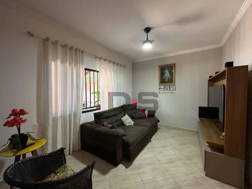 Foto 1 de Casa com 3 quartos à venda, 200m2 em Cerquilho - SP