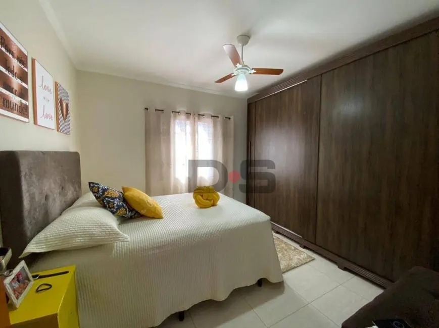 Foto 4 de Casa com 3 quartos à venda, 250m2 em Cerquilho - SP