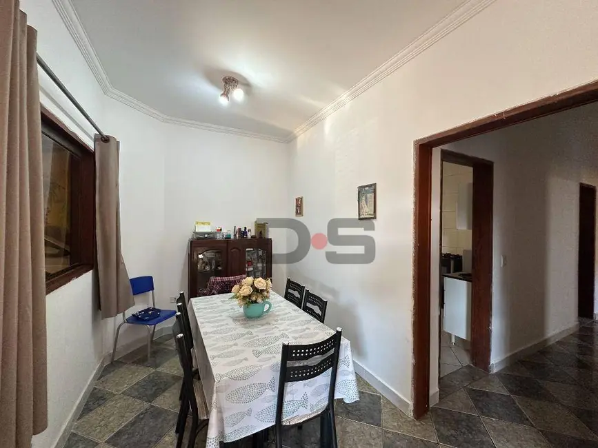 Casa com 4 quartos à venda, 300m2 em Cerquilho - SP - imagem 4 Foto 4 de Casa com 4 quartos à venda, 300m2 em Cerquilho - SP
