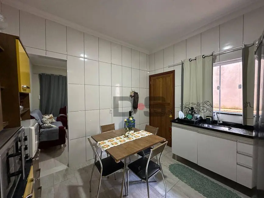 Casa com 2 quartos à venda, 125m2 em Cerquilho - SP - imagem 4 Foto 4 de Casa com 2 quartos à venda, 125m2 em Cerquilho - SP