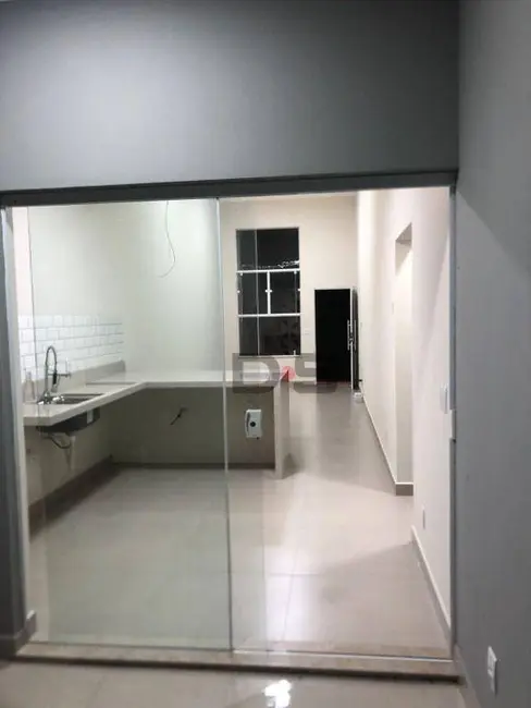 Casa com 2 quartos à venda, 200m2 em Cerquilho - SP - imagem 4 Foto 4 de Casa com 2 quartos à venda, 200m2 em Cerquilho - SP