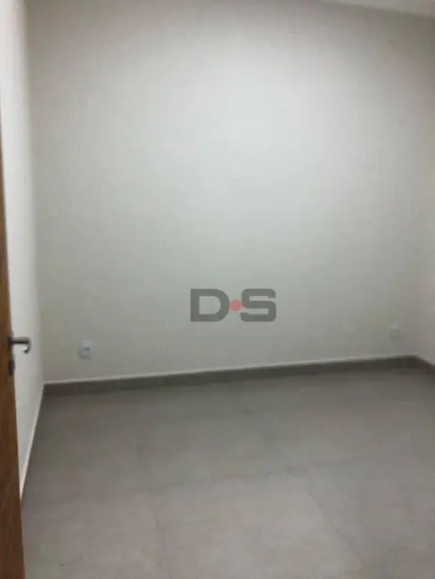 Casa com 2 quartos à venda, 200m2 em Cerquilho - SP - imagem 5 Foto 5 de Casa com 2 quartos à venda, 200m2 em Cerquilho - SP