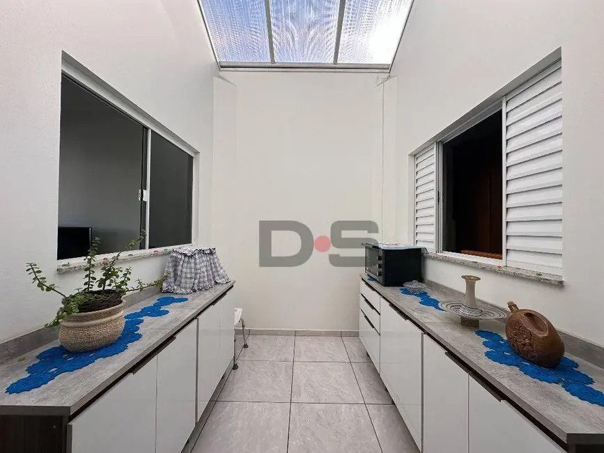 Casa com 3 quartos à venda, 200m2 em Cerquilho - SP - imagem 6 Foto 6 de Casa com 3 quartos à venda, 200m2 em Cerquilho - SP