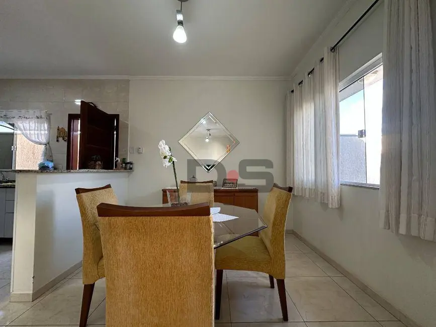 Casa com 3 quartos à venda, 200m2 em Cerquilho - SP - imagem 4 Foto 4 de Casa com 3 quartos à venda, 200m2 em Cerquilho - SP