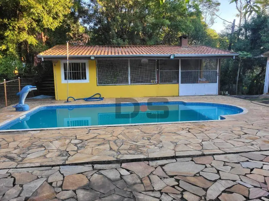 Chácara com 2 quartos à venda, 7000m2 em Tatui - SP - imagem 3 Foto 3 de Chácara com 2 quartos à venda, 7000m2 em Tatui - SP