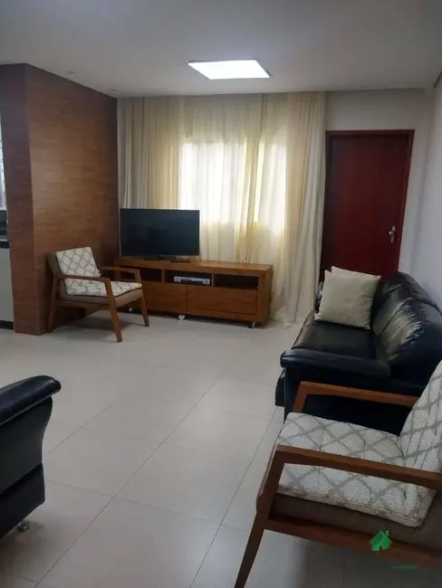 Foto 8 de Casa com 4 quartos à venda, 360m2 em Ibirite - MG