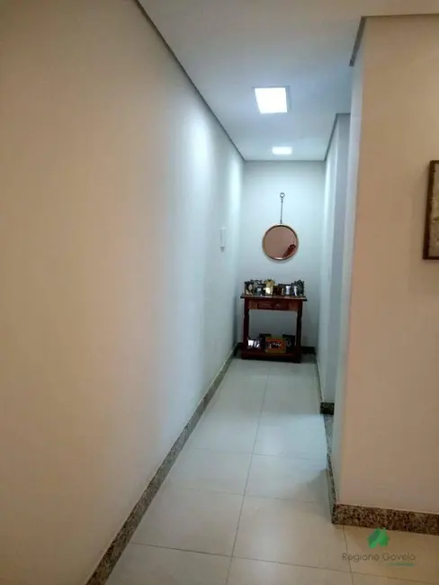 Foto 6 de Casa com 4 quartos à venda, 360m2 em Ibirite - MG