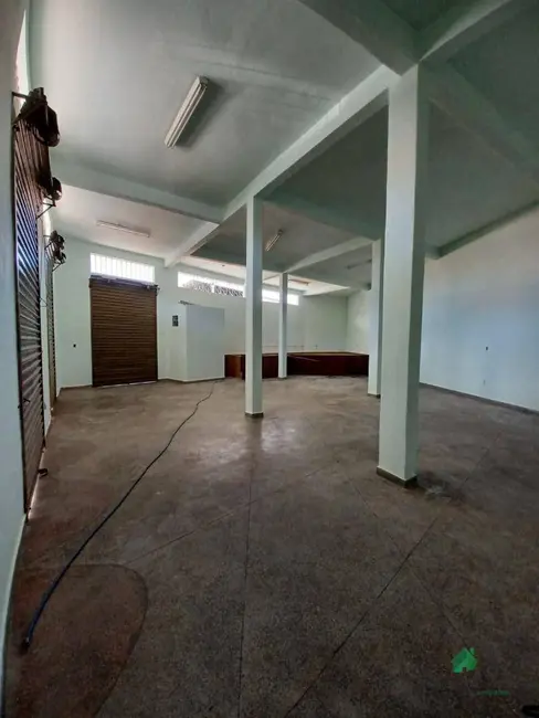 Foto 8 de Loja para alugar, 240m2 em Ibirite - MG