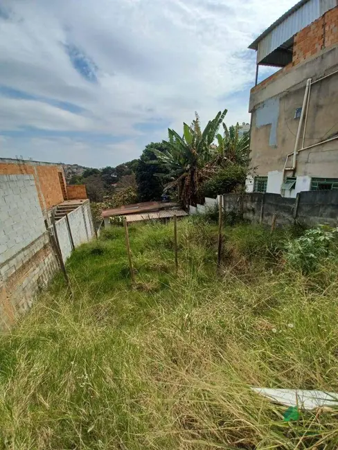 Foto 2 de Terreno / Lote à venda, 200m2 em Cruzeiro, Ibirite - MG