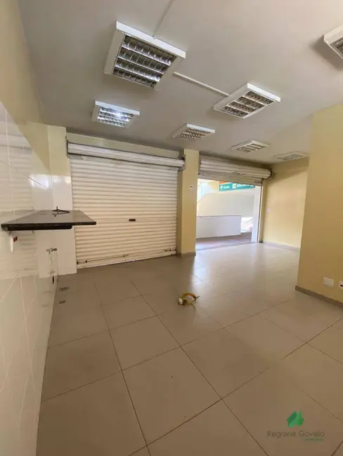 Foto 8 de Loja para alugar, 37m2 em Vespasiano - MG