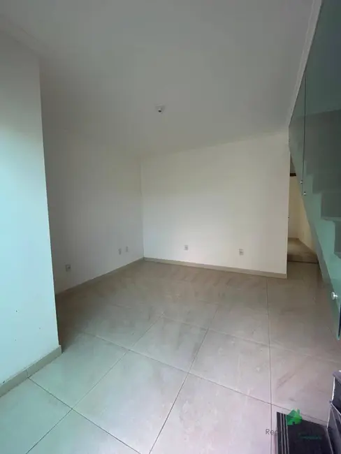 Foto 5 de Casa com 3 quartos à venda, 100m2 em Sarzedo - MG