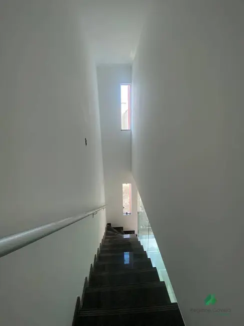 Foto 3 de Casa com 3 quartos à venda, 100m2 em Sarzedo - MG