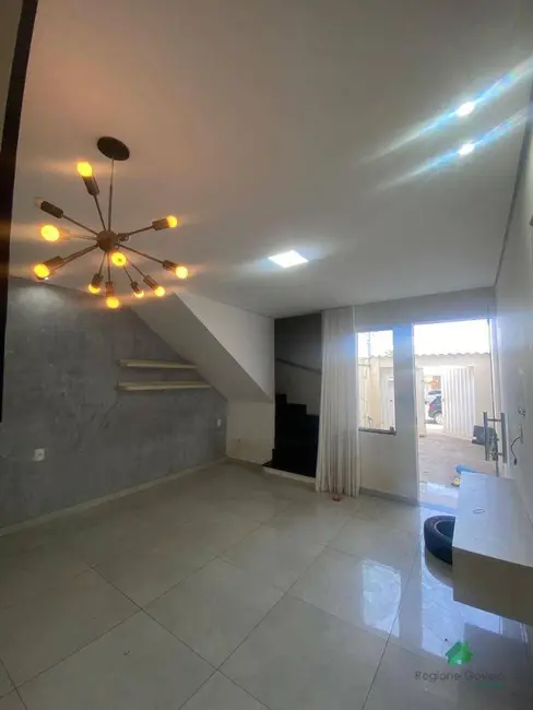 Foto 6 de Casa com 2 quartos para alugar, 80m2 em Cruzeiro, Ibirite - MG