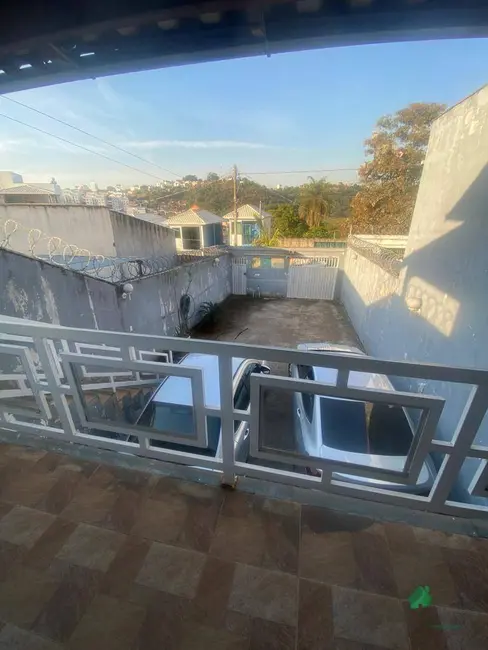 Foto 4 de Casa com 3 quartos à venda, 360m2 em Sarzedo - MG