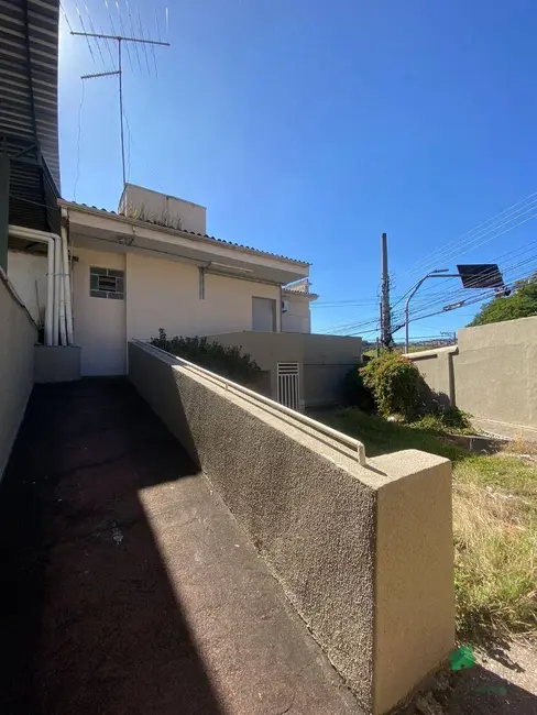 Foto 4 de Casa com 4 quartos para alugar, 200m2 em Santa Maria, Ibirite - MG
