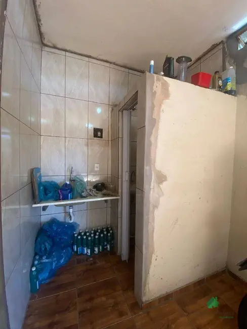 Foto 9 de Loja para alugar, 18m2 em Centro, Ibirite - MG