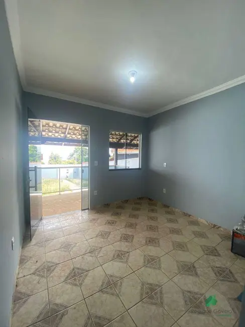 Foto 3 de Casa com 2 quartos para alugar, 360m2 em Ibirite - MG