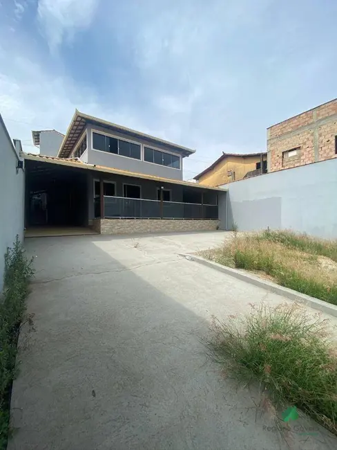 Foto 1 de Casa com 2 quartos para alugar, 360m2 em Ibirite - MG