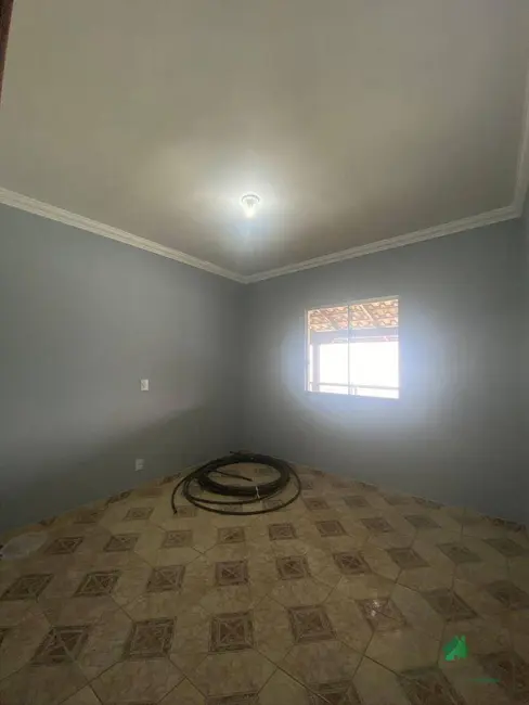 Foto 6 de Casa com 2 quartos para alugar, 360m2 em Ibirite - MG