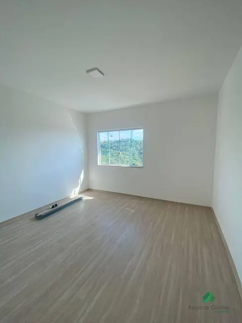 Casa com 3 quartos à venda, 360m2 em Sarzedo - MG - imagem 4 Foto 4 de Casa com 3 quartos à venda, 360m2 em Sarzedo - MG