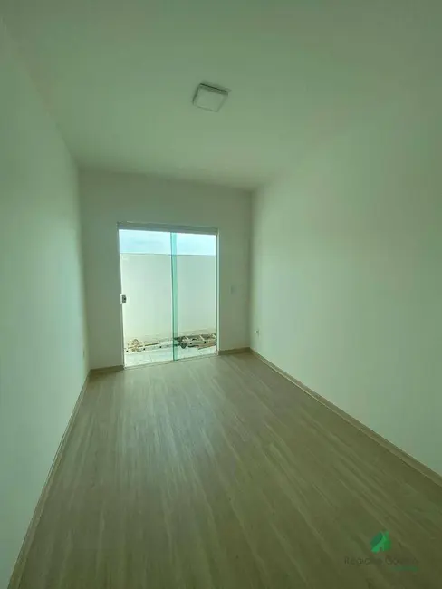 Casa com 3 quartos à venda, 360m2 em Sarzedo - MG - imagem 6 Foto 6 de Casa com 3 quartos à venda, 360m2 em Sarzedo - MG