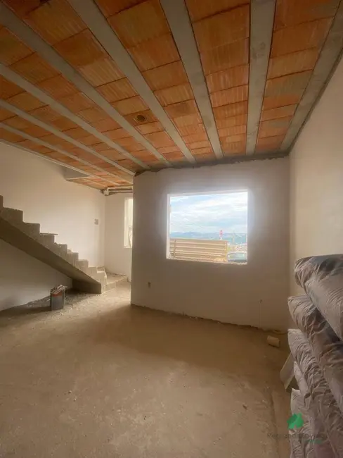 Foto 6 de Casa com 3 quartos à venda, 320m2 em Ibirite - MG