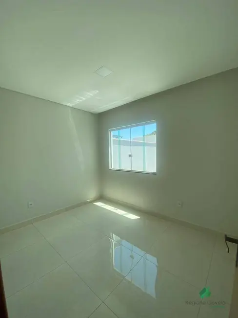 Casa com 3 quartos à venda, 97m2 em Sarzedo - MG - imagem 8 Foto 8 de Casa com 3 quartos à venda, 97m2 em Sarzedo - MG