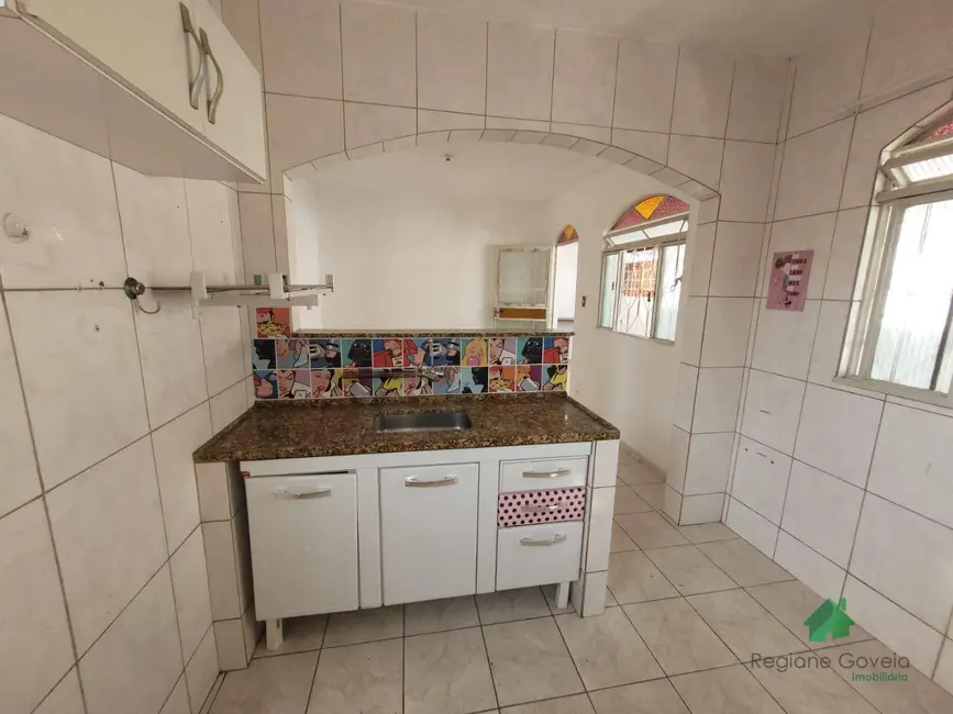 Foto 8 de Casa com 2 quartos para alugar, 60m2 em Ibirite - MG