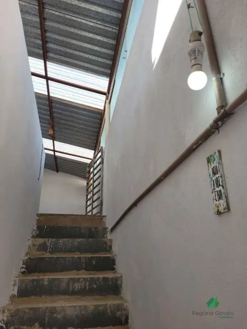 Foto 3 de Casa com 2 quartos para alugar, 60m2 em Ibirite - MG