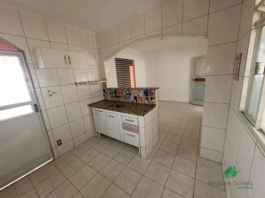 Foto 9 de Casa com 2 quartos para alugar, 60m2 em Ibirite - MG