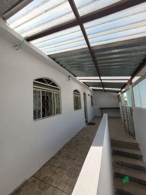 Foto 6 de Casa com 2 quartos para alugar, 60m2 em Ibirite - MG