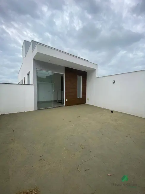 Foto 1 de Casa com 3 quartos à venda, 85m2 em Camargos, Ibirite - MG