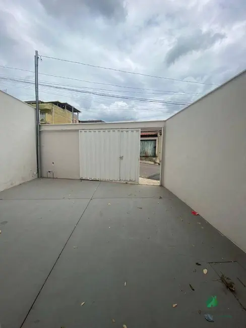 Foto 3 de Casa com 3 quartos à venda, 80m2 em Jardim das Flores, Ibirite - MG