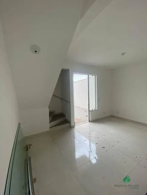 Foto 8 de Casa com 3 quartos à venda, 80m2 em Jardim das Flores, Ibirite - MG