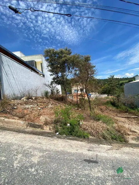 Foto 2 de Terreno / Lote à venda, 200m2 em Ibirite - MG