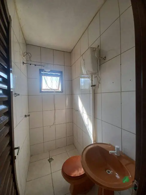 Foto 4 de Casa com 1 quarto para alugar, 40m2 em Ibirite - MG